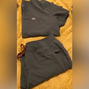 Figs Moss Scrubs Set: XL (P) Zamora Jogger, XL Catarina.